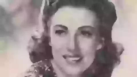 Dame Vera Lynn – Keep Smiling Through (behind the scenes)